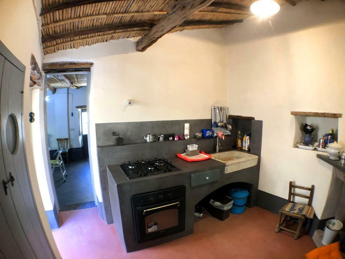 Appartement Un Gioiello Nel Centro Storico à Bari Sardo Extérieur photo